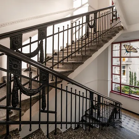 Wolczanska Studio With Mezzanine Lodz